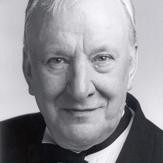 アート・デザイン・音楽 RICHARD RODNEY BENNETT/ FOUR PIECE SUITE Score] Four Piece Suite (Divertimento for 2 pianos