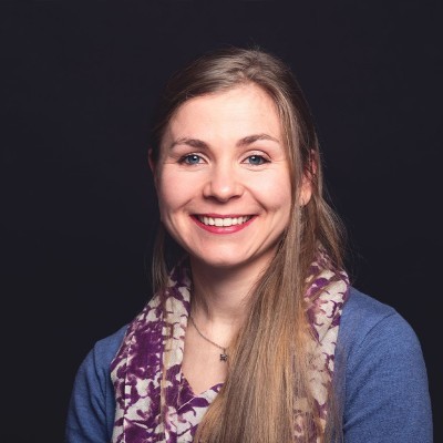 Lisa Robertson