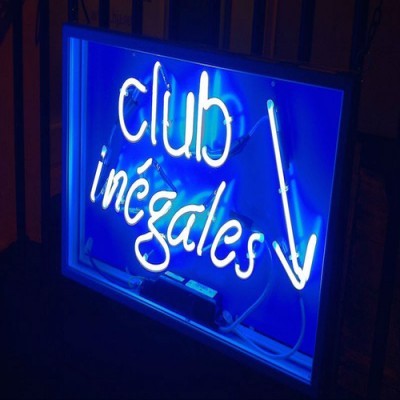 Club Inégales sign